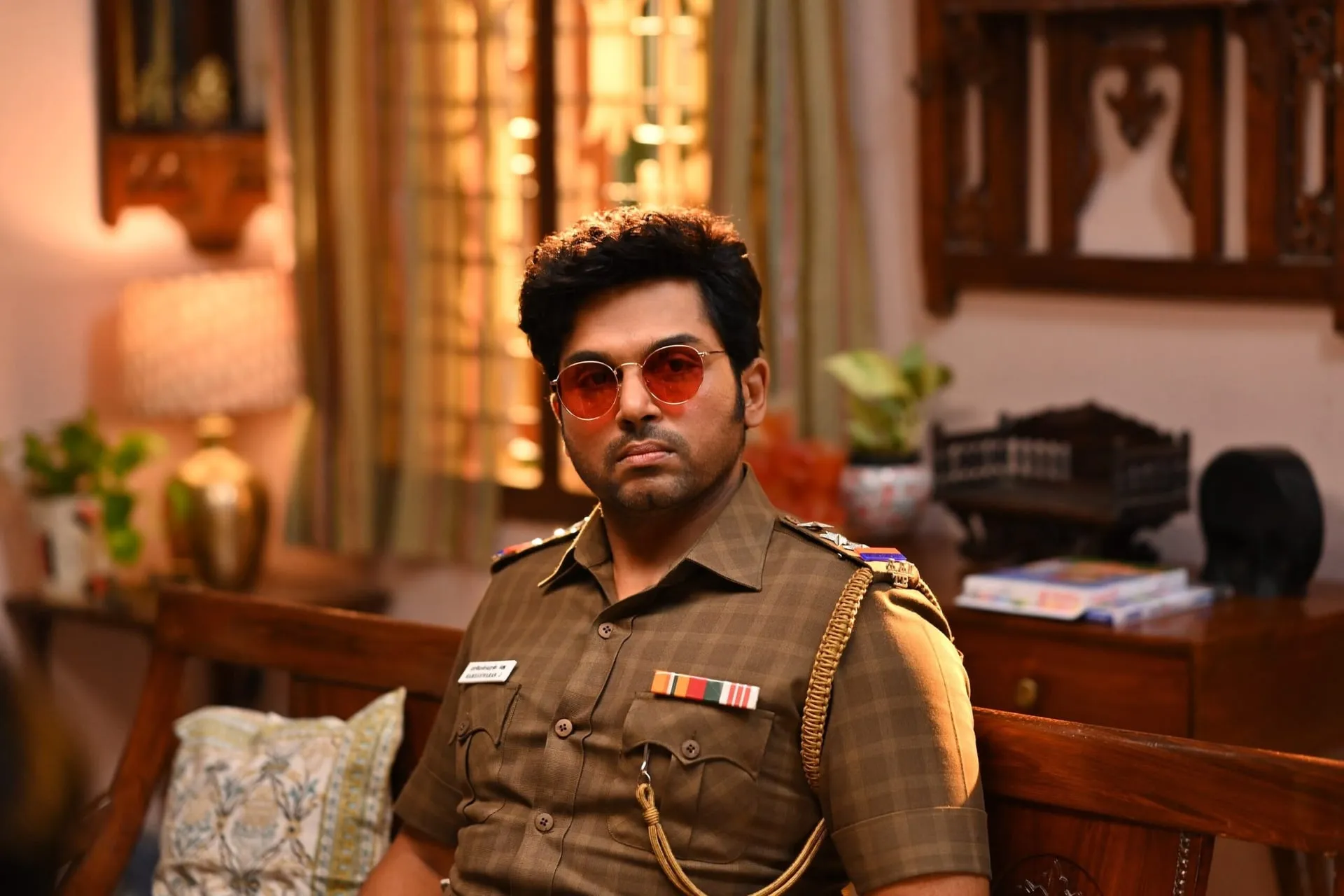 Vaa Vaathiyaar Review: Karthi Breathes Life Into a Nostalgic Fantasy