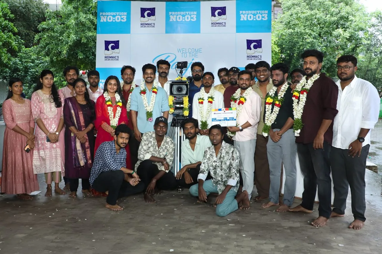 Kumaran Thangarajan and the cast and crew at the pooja ceremony for Insomniac's Dream Creations Production No. 3