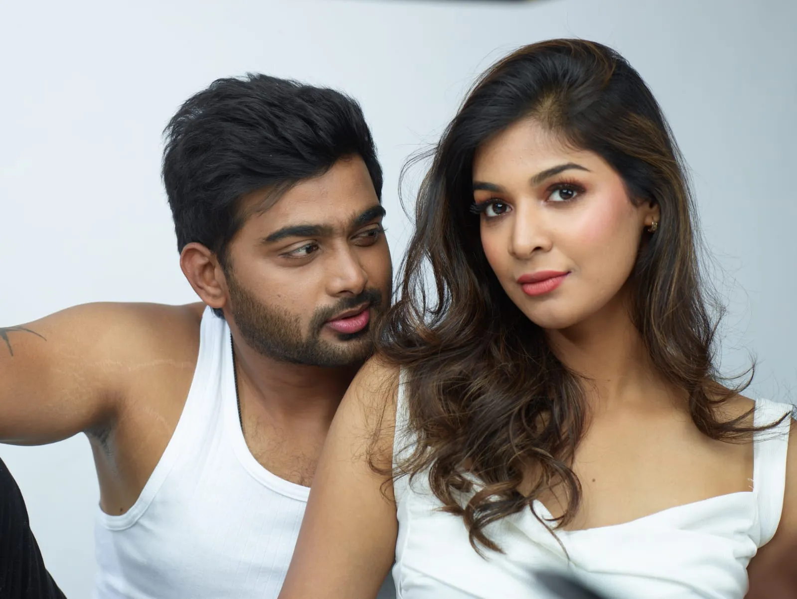 A still from Dream Girl