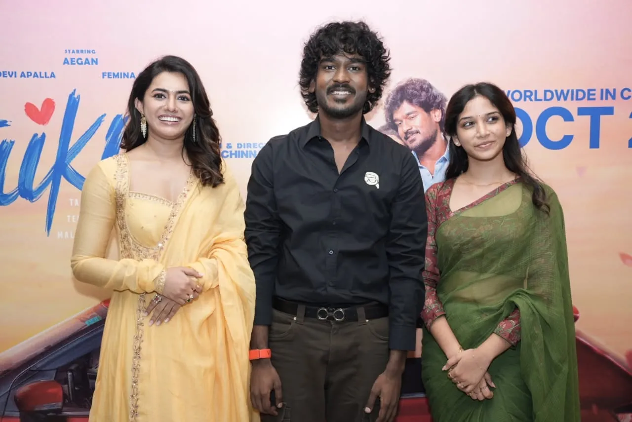 Aegan with his Haiku co-stars Femina George and Sridevi at the audio launch