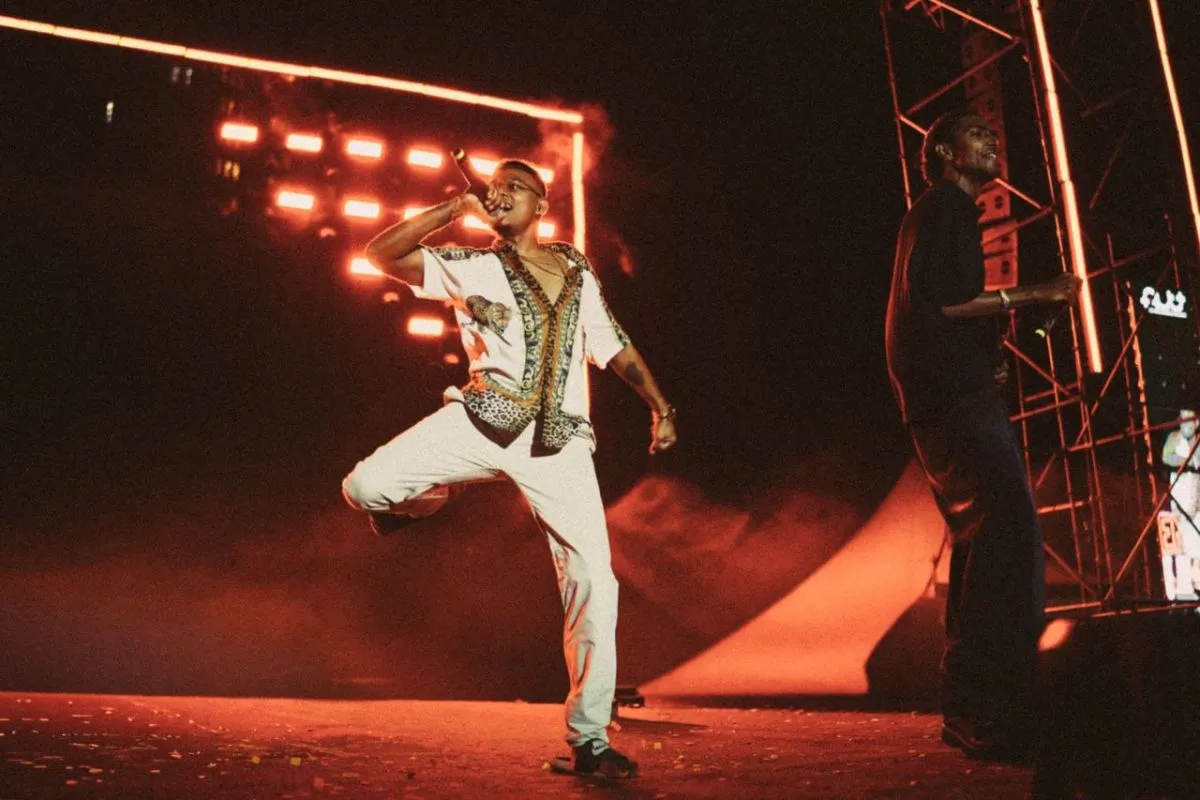 A rapper performs at Vanakkam Vanakkam Bengaluru