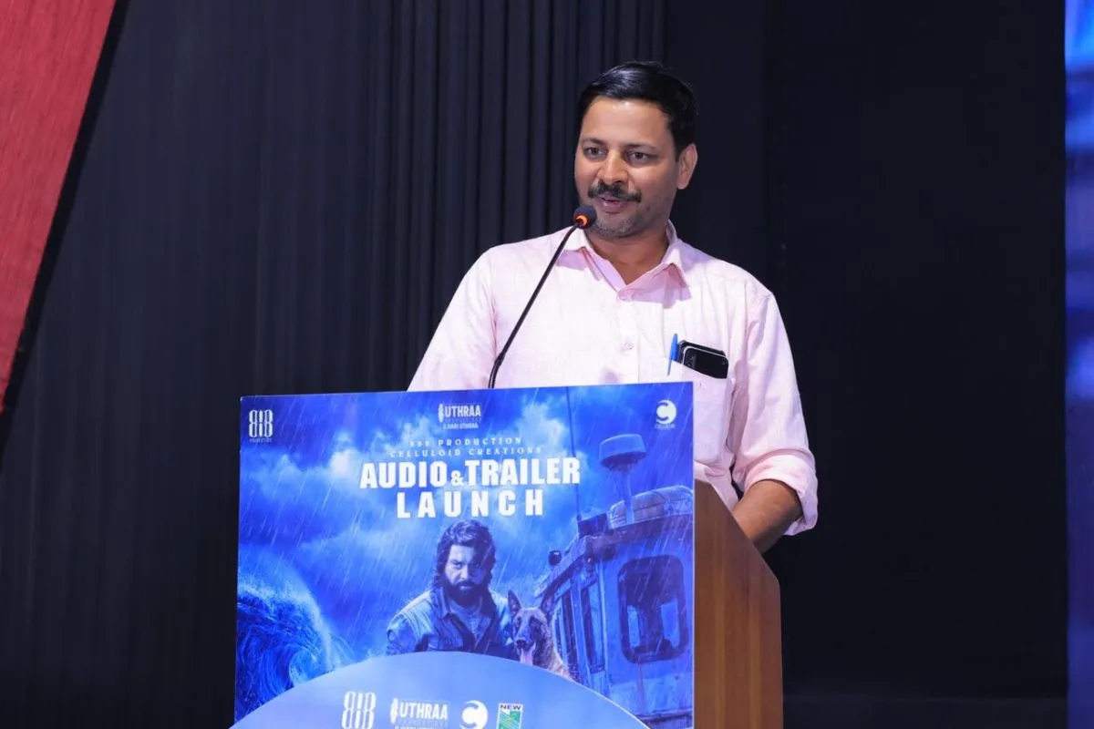 Speaker at Aazhi audio launch podium