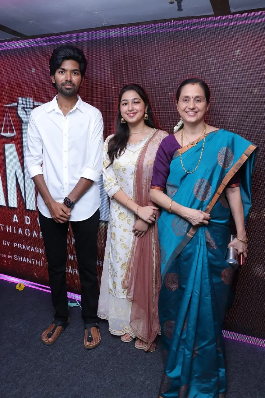 Debutants Hari and Priyanka with Priyanka's mother actress Devayani at the Ranjan title launch
