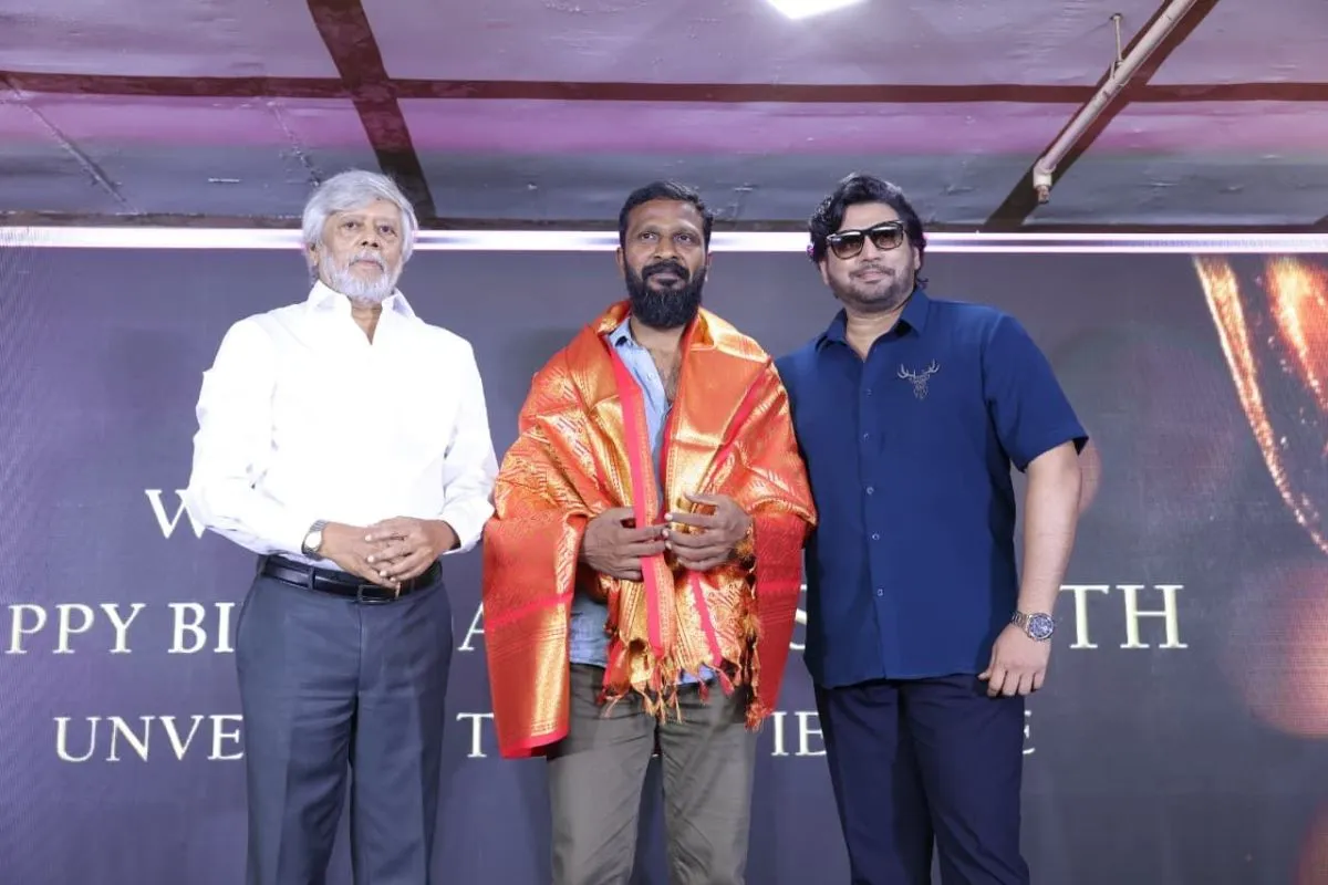 Director Vetrimaaran is honoured on stage at the Ranjan The Advocate title launch